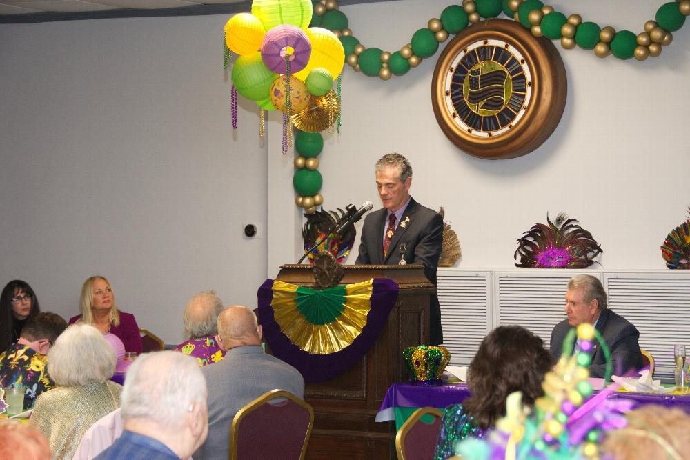 GER Schiefer addressing the Louisiana Elks 