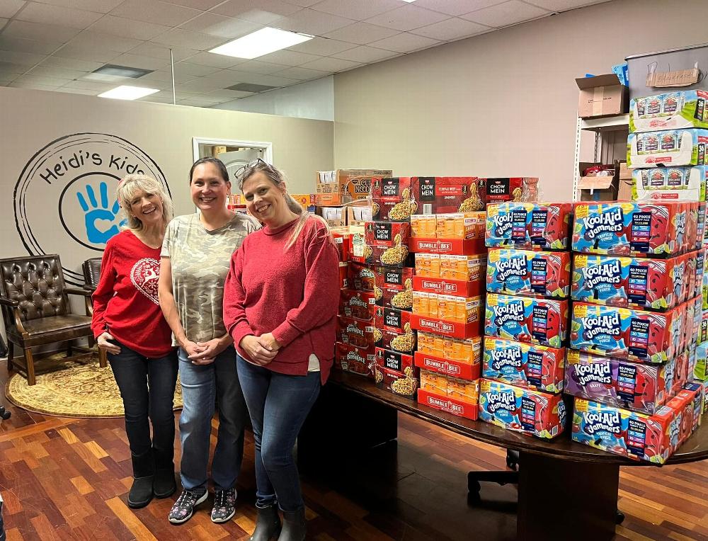 Lodge members Cathy Bailey, Carla Aaron (Treasurer), and Mickey Drinkard (PDDGER, PER, Secretary) spent an afternoon shopping and delivering non-perishable food items to Heidi's Kids for Blessing Sacks.  The lodge used their ENF Spotlight Grant for this project.  Members also returned the following day to assist in packing the Blessing Sacks.