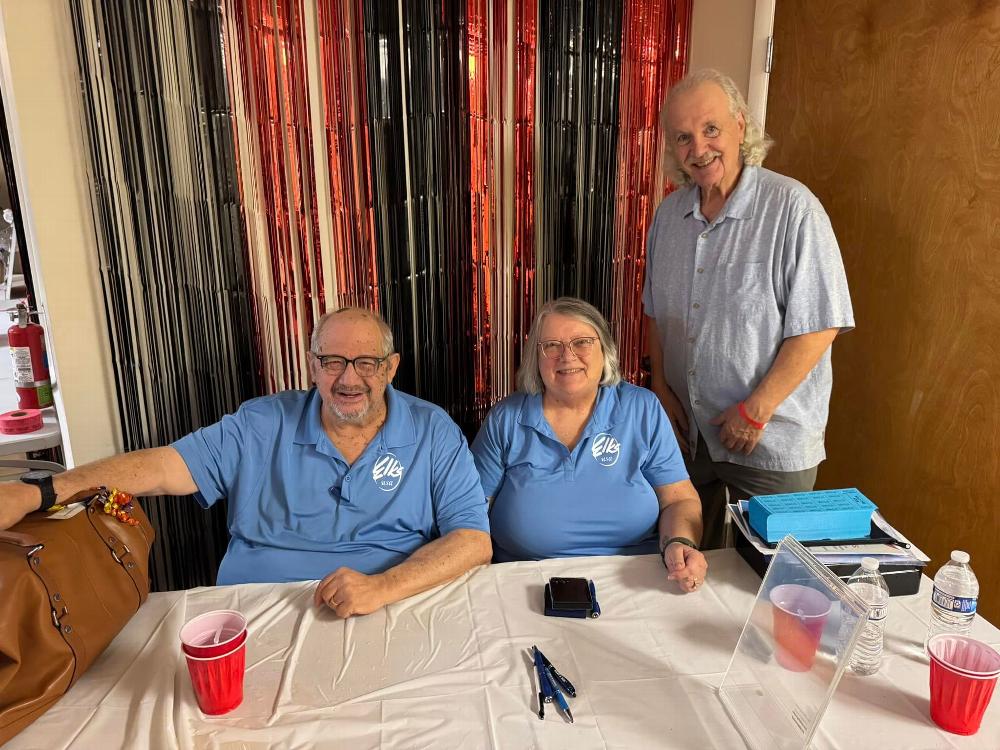 Volunteers Jack, Anne & Jimmy!