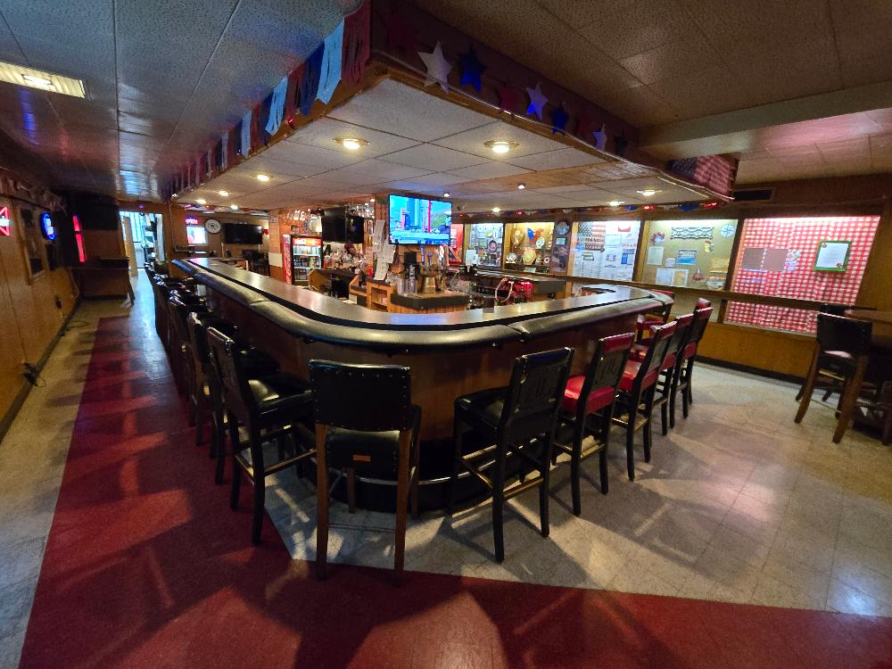 Lower Members Lounge