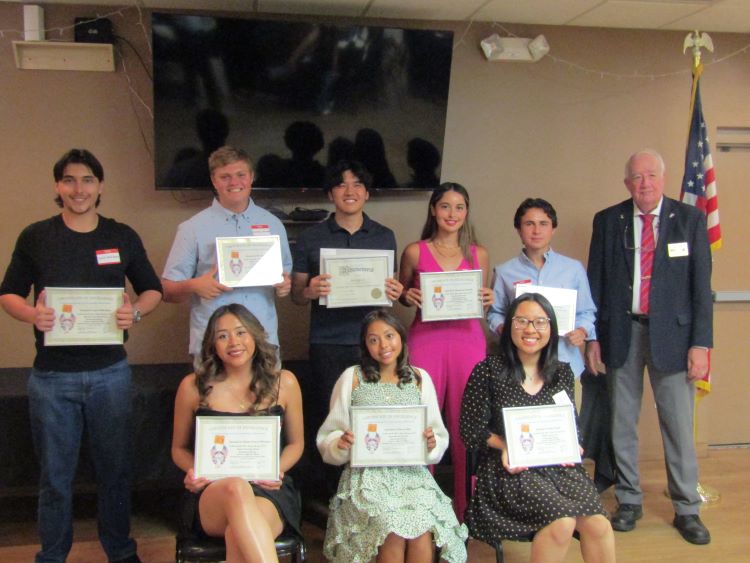 On May 4, 2025, Tucson Elks Lodge #385 hosted its annual Youth Event/Scholarship and Strings program. Approximately 90 attendees saw 10 students from Southern Arizona receive a total of $16,000 in scholarships—$8,000 from the Lodge and $8,000 from the Arizona Elks Association. The funds supported local high school seniors pursuing higher education. PER/Trustee/Scholarship Chair Wayne Burns with scholarship winners.  