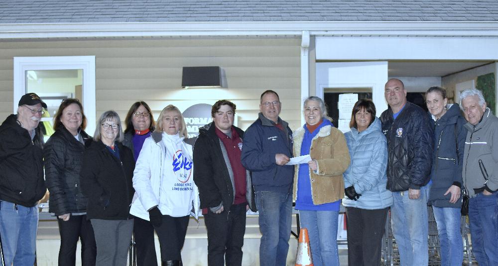 Members of our Lodge, along with ER Thomas Flannigan volunteered at a local Food Pantry 2025