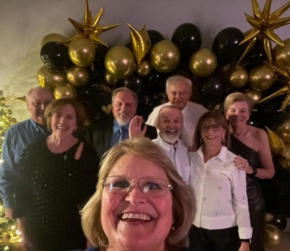 Vickie Fischer and friends wish you a Happy New Year!