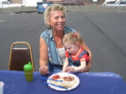 NW District Winner Chaplain Michele McGauley with grand daugher Lea at the Hoe Down Summer 2007