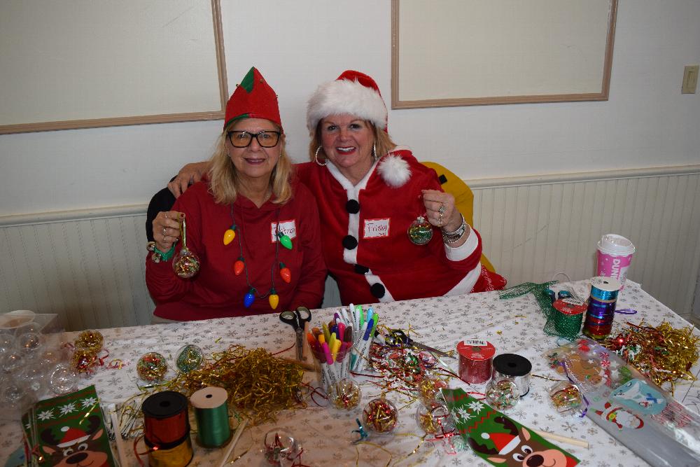 Did someone say "ornament"?