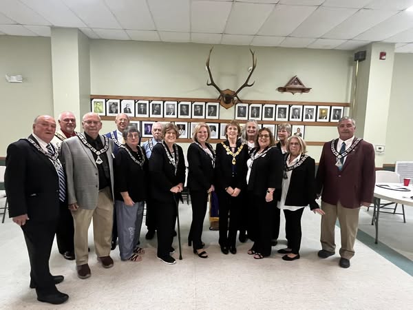 Congratulations to the 2025-2026 Officers of Walterboro Elks Lodge #1988!!🇺🇸♥️🇺🇸They are: Esquire Bob Tiegs; Tiler Paul Turner; Chaplain Valarie Hefner; Leading Knight Jerri Turner; 5 Year Trustee Donna Miller, Exalted Ruler Rhonda McDonald; Treasurer Mary Jo Fox; Loyal Knight Beth Carpenter; Lecturing Knight Angus Patterson; 2 Year Trustee Tim Mabry; 4 Year Trustee Art Steinmeyer; 3 Year Trustee Ernest Enfinger; 1 Year Trustee Pam Berry; & Inner Guard Christine Muehl Lawson. ♥️🇺🇸♥️