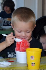 <b><center>NOTHING LIKE A SNOW CONE ON A HOT DAY.... CAN YOU SAY "BRAIN FREEZE"... LOL</b></center>
