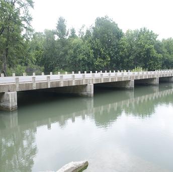Low water bridge across River in Louise Hayes Park, Kerrville
