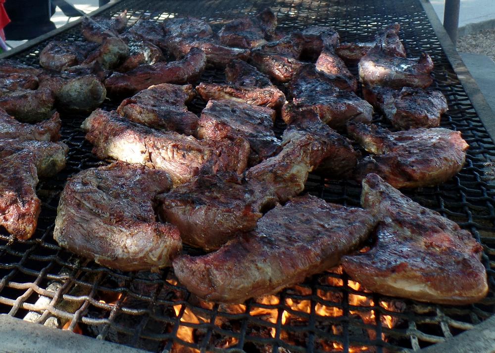 Oak Grilled Chicken prepared by Paso Robles Elks Lodge