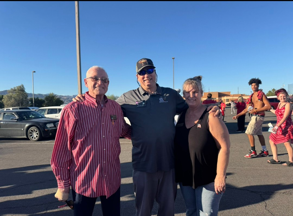 Bullhead City Vice Mayor Dan Alfonso (left) Bullhead City Elks Exalted Ruler Walt Honse (Center) and Walk away from Drugs event visitor.