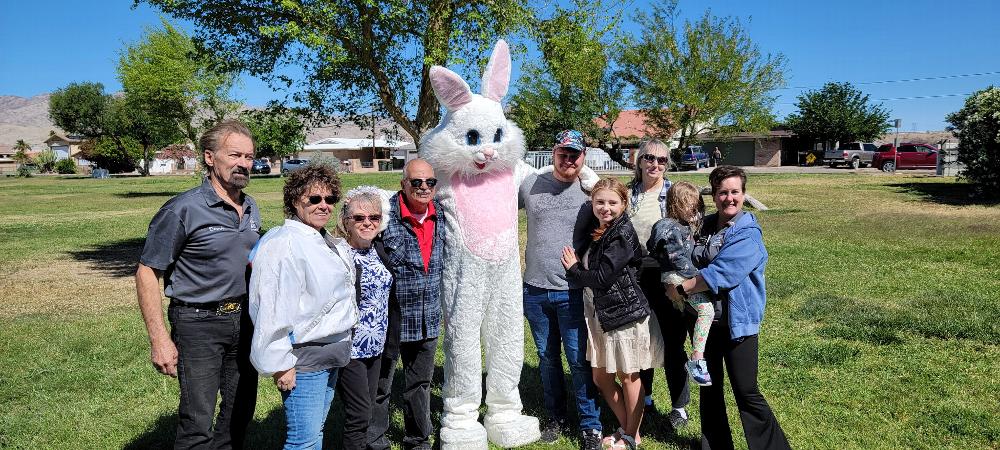 Our Easter Team
Pictured Left to Right...House Committee Chairman Dennis Rodgers, Leading Knight Deborah Roszi, Elk member Kathryn Cornelison, Elk member Ernie Roszi, Easter Bunny (ER Walt Honse) Volunteers, Teagan, Katelin, Sandy and Loyal Knight Diana Lestat. 