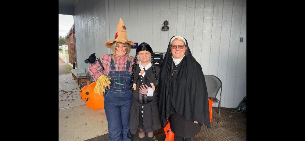 We had a great time handing out candy for our annual Trick-or-Treat Drive-thru! 